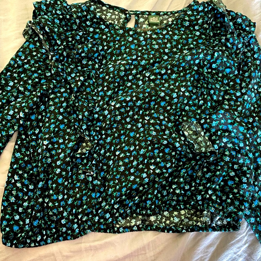 Wild fable floral ruffled top